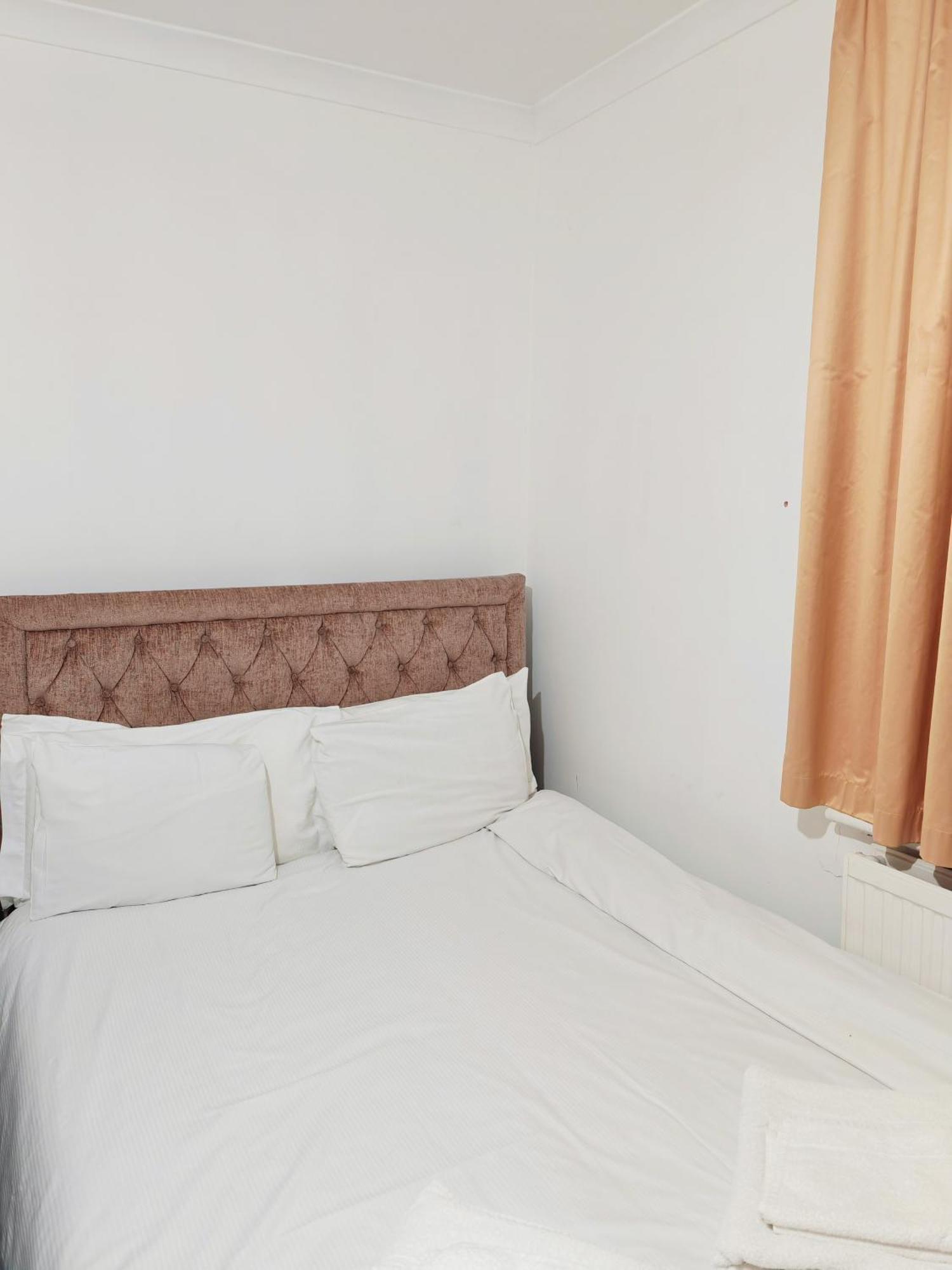 Headsonbed Spacious Excel Canarywharf Apartment For The Larger Group Near Blackwall Station London Eksteriør bilde