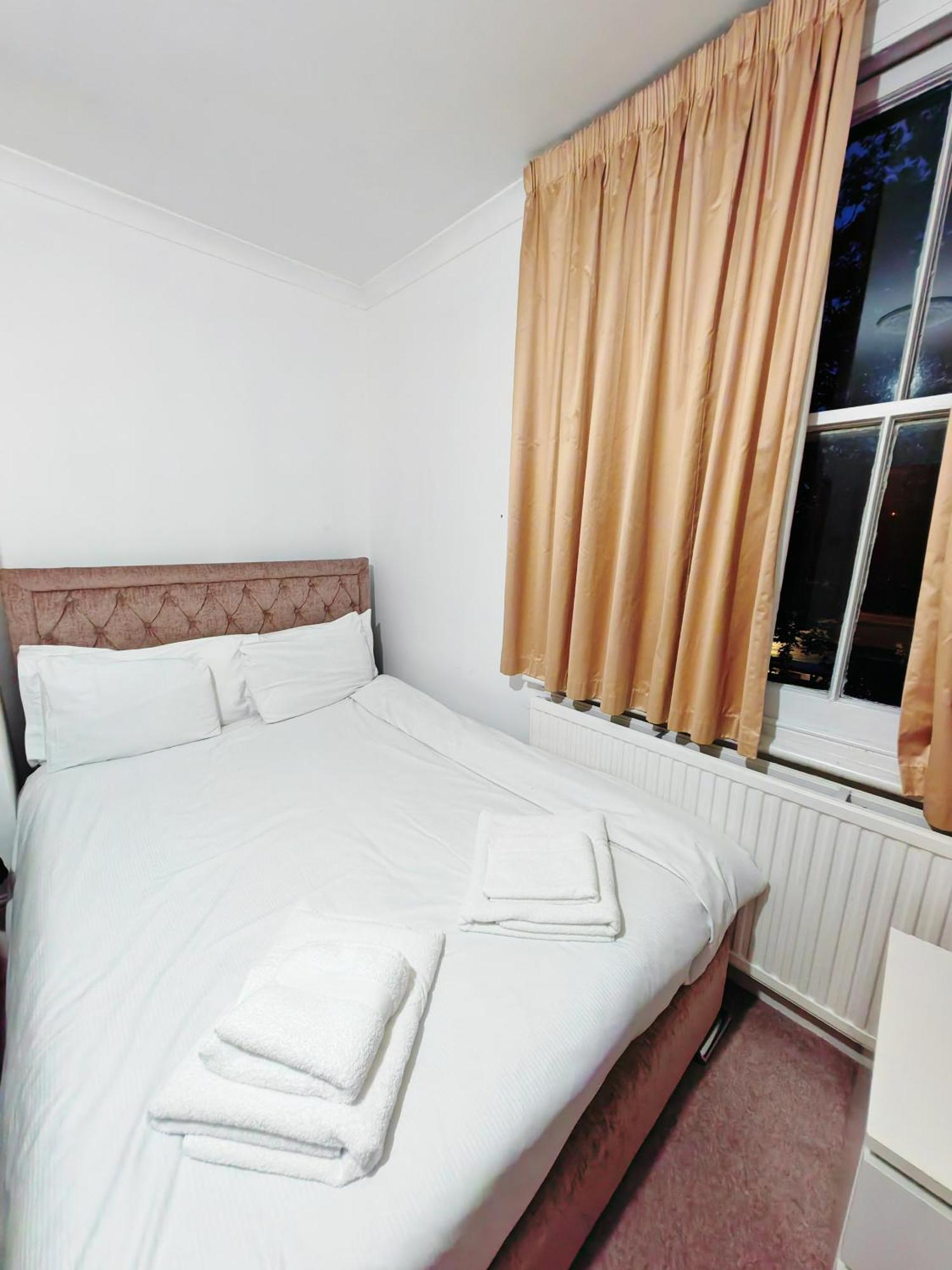 Headsonbed Spacious Excel Canarywharf Apartment For The Larger Group Near Blackwall Station London Eksteriør bilde